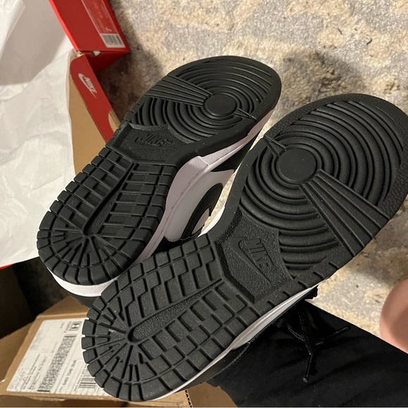 Nike panda dunks size 7 - Picture 4 of 6